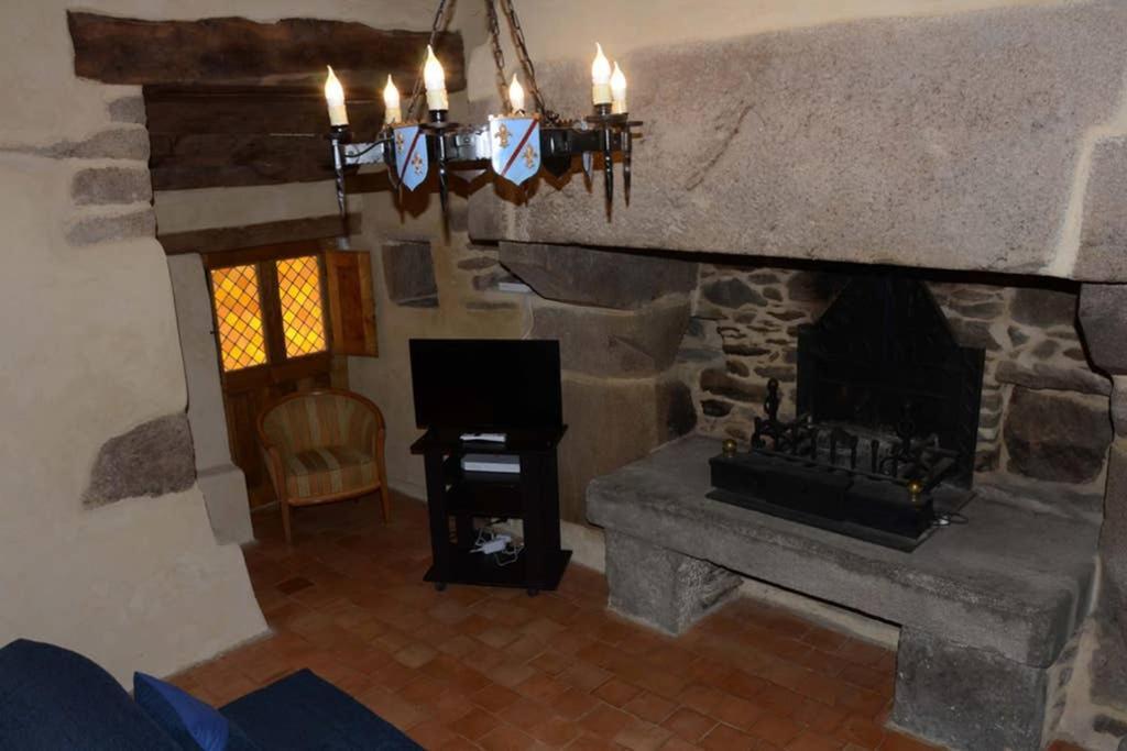 Gite 3 Personnes, Possibilite Table D'Hotes Le Soir Treduder Exterior foto