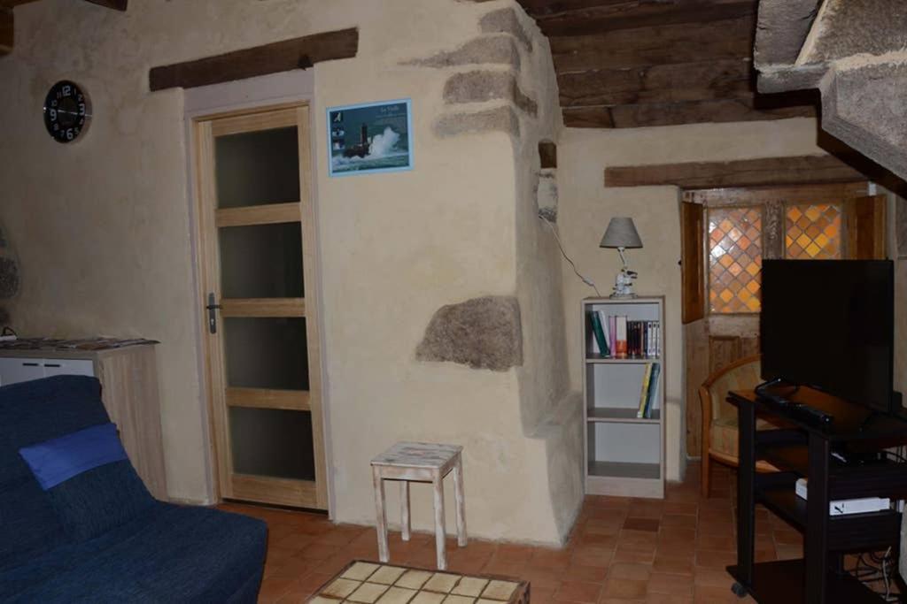 Gite 3 Personnes, Possibilite Table D'Hotes Le Soir Treduder Exterior foto